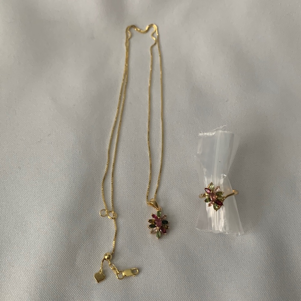 Multi toumaline floral ring and necklace in yellow gold over sterling silver